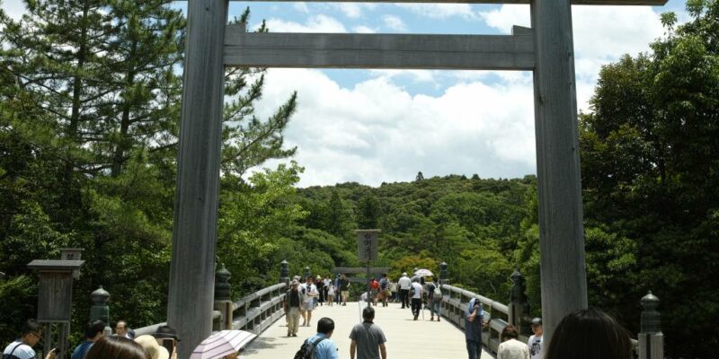 ise-jingu-torii-iStock-1218523169-1024x683-1.jpg