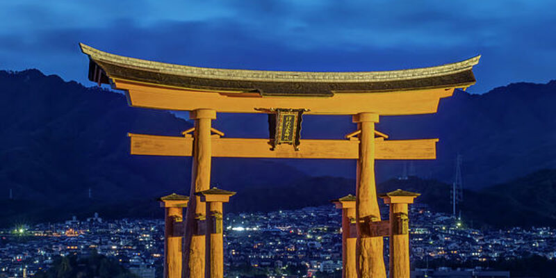 torii-itsukushima-shrine-at-night-miyajima-island-hiroshima-japan-2.jpg